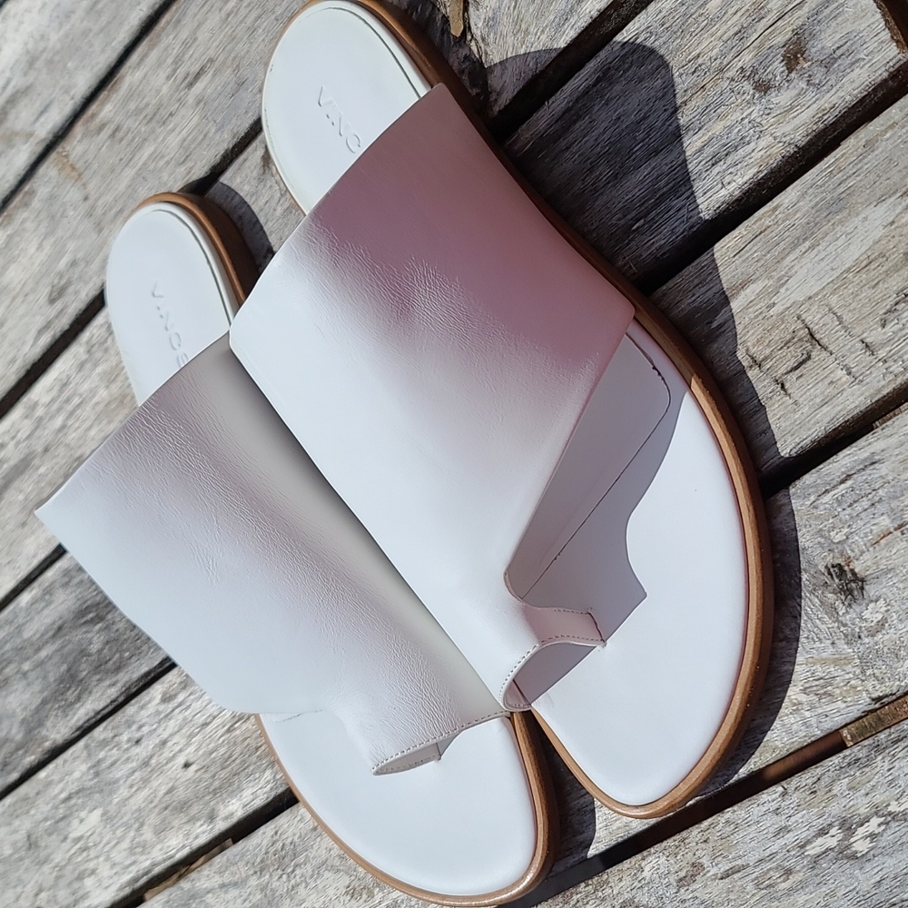 Leather toe ring sandals NWOB